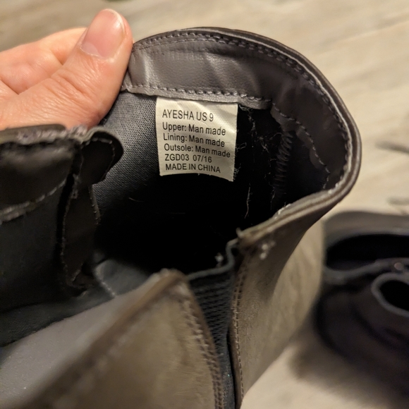 Zigi Soho Grey Ankle Boots Size 9 - Picture 4 of 5